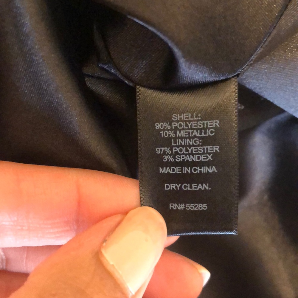 Express Dress - Picture 4 of 4